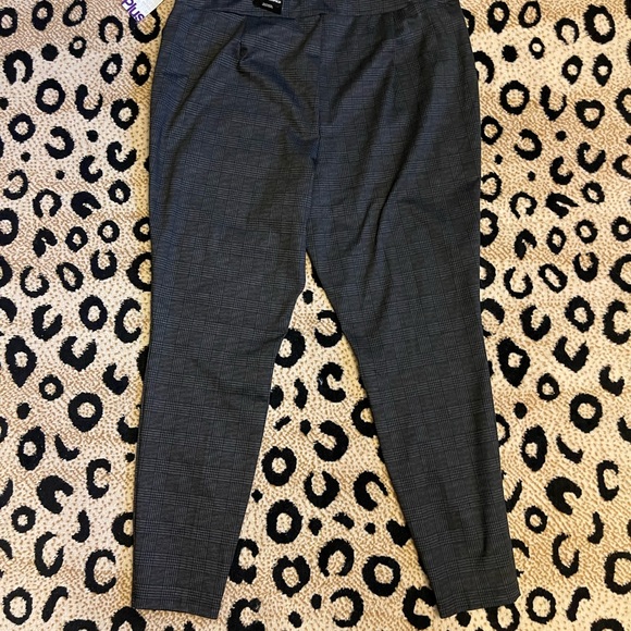 Plaid dress pants - Picture 4 of 10